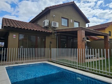 Casa en venta en portal quilamapu, Chillán - 4 dormitorios, 3 baños
