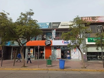 Local Comercial en arriendo mensual en Av. Bernardo O'Higgins, Talagante - 2 baños