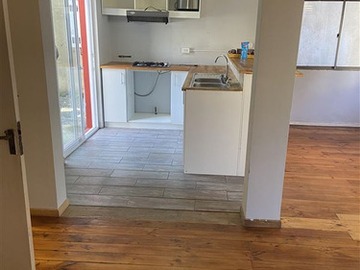 Casa en venta en Casa cerca al mercado municipal de viña del mar, Viña del Mar - 3 dormitorios, 2 baños
