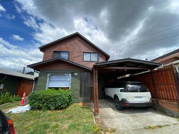 Casa en venta en Los Fundadores, Valdivia - 4 dormitorios, 2 baños