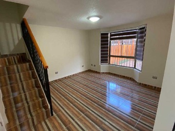 Casa en venta en Casa Amplia con Diseño Moderno (140822), Quilicura - 4 dormitorios, 3 baños