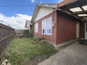 Casa en venta en Se vende acogedora casa en frutillar alto, Frutillar - 3 dormitorios, 1 baño