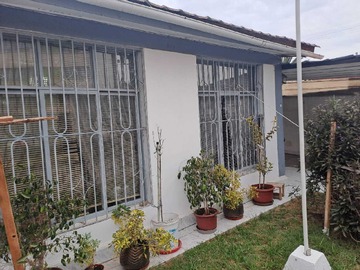 Casa en venta en Amplia Casa con Moderna Arquitectura (170110), Copiapó - 2 dormitorios, 2 baños