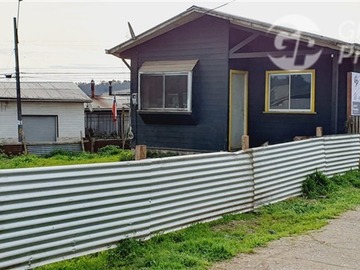 Casa en venta en Manuel Montt - Carahue, Carahue - 3 dormitorios, 1 baño