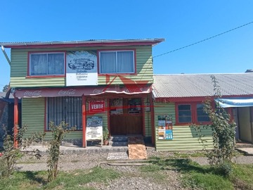 Casa en venta en Restaurant Amoblado y Equipado con Cabaña Amoblada, Nehuentue. - 2 dormitorios, 1 baño
