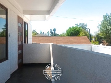 Casa en venta en Vende Amplia Casa en Macul - 7 dormitorios, 3 baños