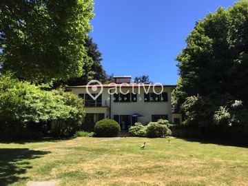 Casa en arriendo mensual en Valdivia, Isla Teja, Valdivia - 6 dormitorios, 4 baños