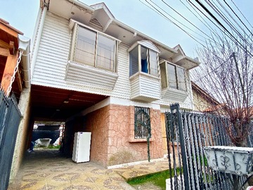 Casa en venta en Ernesto Ayala Oliva, Rancagua - 5 dormitorios, 2 baños