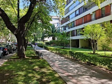 Departamento en venta en Amplio Departamento con Vista Despejada (169863), Providencia - 4 dormitorios, 3 baños