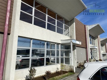 Oficina en arriendo mensual en Parque San Andrés, Puerto Montt - 1 dormitorio, 1 baño