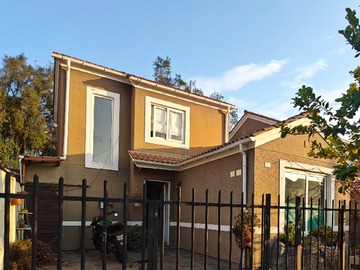 Casa en venta en Comodidad funcionalidad y excelente conectividad (177705), San Bernardo - 3 dormitorios, 3 baños