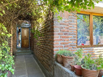 Casa en venta en Castillo Velasco - Gran Terreno (143284), La Reina - 4 dormitorios, 4 baños