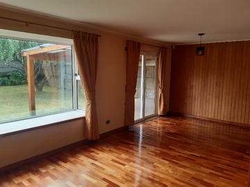 Casa en arriendo mensual en Casa en Arriendo Excelente Ubicación - 4 dormitorios, 4 baños