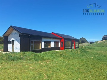 Casa en venta en Fundo las Cumbres, Puerto Varas - 3 dormitorios, 3 baños