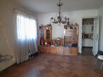 Casa en venta en Casa antigua Ñuñoa (8078), Ñuñoa - 4 dormitorios, 3 baños