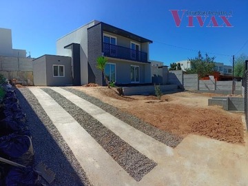 Casa en venta en Oportunidad, Quilpué - 4 dormitorios, 3 baños