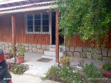 Casa en venta en Avenida España 1004, El Quisco - 3 dormitorios, 2 baños