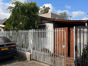 Venta / Casa / Colina