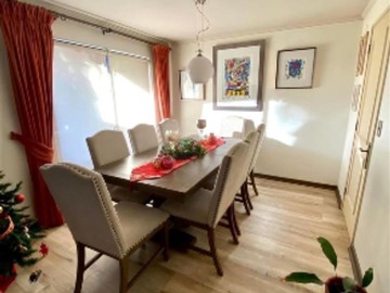 Casa en venta en Barcelona, Chillán - 4 dormitorios, 3 baños