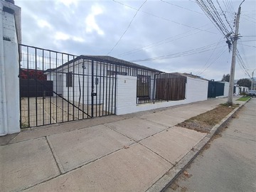 Casa en arriendo mensual en Paradero 10 balmaceda, La Serena - 3 dormitorios, 2 baños