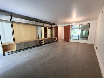 Departamento en venta en Av. A. Vespucio norte y av. Kennedy, Las Condes - 4 dormitorios, 4 baños