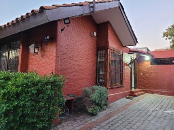 Casa en arriendo mensual en Casa 4 dormitorios,3 baños, La Reina (177388), La Reina - 4 dormitorios, 3 baños