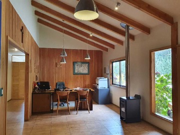 Oficina en venta en Venta o Arriendo Oficina En Gran Terreno (90343), Arauco - 4 baños