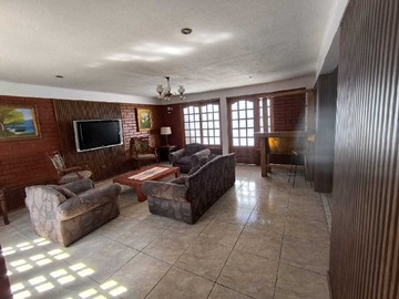 Casa en arriendo mensual en Arriendo Casa Puente Alto, 2 estacionamientos (161028), Puente Alto - 3 dormitorios, 2 baños