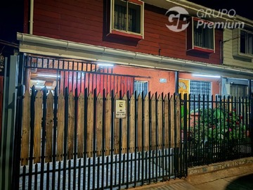 Casa en venta en Jardines de rauquen, Curicó - 6 dormitorios, 2 baños