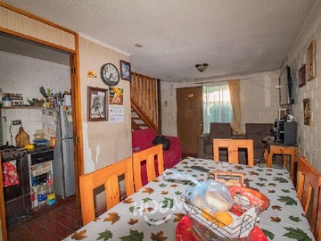 Casa en venta en Los Asiáticos, Quilicura - 2 dormitorios, 1 baño