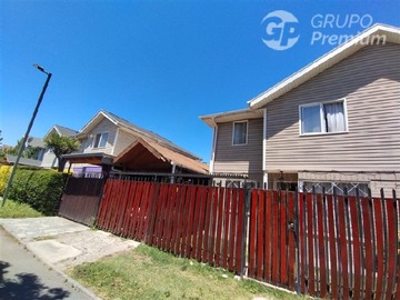Casa en venta en Santa Beatriz con San Narciso 2825, Maipú - 4 dormitorios, 2 baños