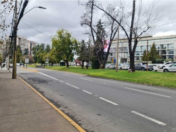 Oficina en arriendo mensual en Arriendo Oficina Profesional en Vitacura (114330), Vitacura - 1 dormitorio, 1 baño