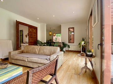 Casa en venta en Excelente conectividad | Chicureo Poniente (172800), Colina - 3 dormitorios, 4 baños