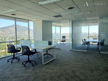 Oficina en arriendo mensual en Ciudad Empresarial, Huechuraba - 4 dormitorios, 3 baños