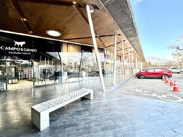 Local Comercial en arriendo mensual en Avenida La Dehesa con el Rodeo, Lo Barnechea