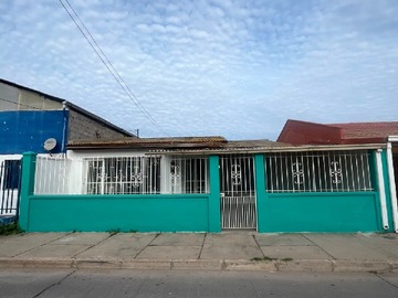 Casa en arriendo mensual en Increíbles Vistas Desde Casa con Estilo Único (183850), Coquimbo - 5 dormitorios, 4 baños