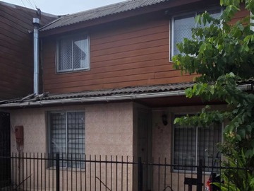 Casa en venta en RRB/ VENDE Casa a pasos de estadio Schwager (171766), Coronel - 3 dormitorios, 1 baño