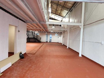 Terreno Industrial en arriendo mensual en Bodega Moderna en Entorno Seguro y Tranquilo (179199), Santiago - 4 baños