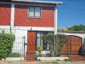Casa en venta en Casa Dos Pisos en Conchali - 2 dormitorios, 1 baño