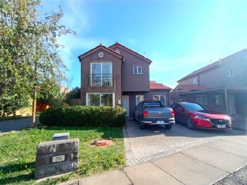 Casa en venta en Chicauma, Lampa - 3 dormitorios, 3 baños