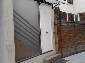 Casa en venta en Casa Town Hose, 3D+3B+1E, Santiago (181398), Santiago - 3 dormitorios, 3 baños