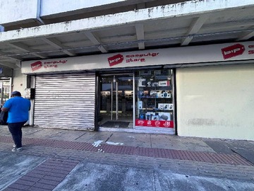 Local Comercial en arriendo mensual en Espacio Versátil con Excelente Visibilidad (150182), Puerto Montt - 2 baños
