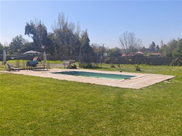 Parcela en venta en Condominio Los Comendadores, Lampa - 6 dormitorios, 4 baños