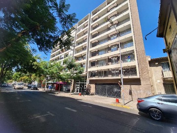 Departamento en venta en 2d +2b +e + b / piso 9 / vista oriente (141669), Santiago - 2 dormitorios, 2 baños