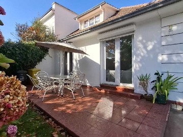 Casa en venta en Inversión Segura en Barrio Exclusivo (164931), Providencia - 6 dormitorios, 3 baños