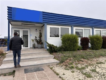 Oficina en arriendo mensual en Amplia y comoda oficina ubicada en ruta norte km. 481, La Serena - 7 dormitorios, 7 baños