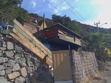 Casa en arriendo mensual en Arriendo Cabaña con Terraza y Vista Cordillerana. el Arrayán - 1 dormitorio, 1 baño