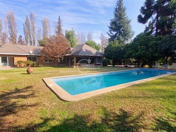 Casa en venta en Santa Esther / Polo Mahuida, Colina - 6 dormitorios, 4 baños