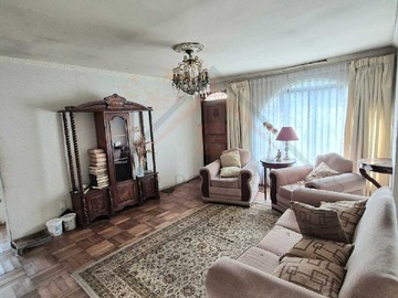 Casa en venta en Amplio terreno con casa (177527), La Reina - 4 dormitorios, 2 baños