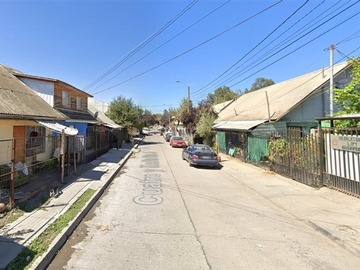 Casa en venta en Cuatro y Media Norte A N°2014, Talca - 2 dormitorios, 1 baño